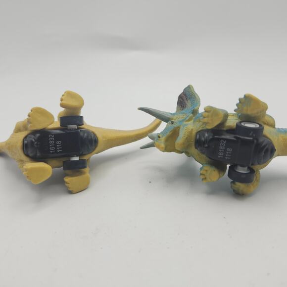 Pull Back Dinosaur Car Toys Lot of 2 Triceratops & Sauropod Friction Racer Set - Picture 5 of 8